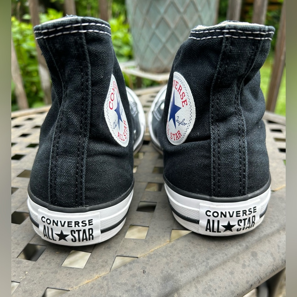 Converse CTAS Black canvas high tops. 6 women’s, 4 men’s - Picture 2 of 6